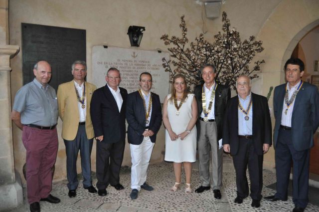 ReneAnderHub  RafaelBorras Pancho Antonio Vazquez Sandra Dorado EmilioMtzAlmoyna JustoPerez PedroArrom 