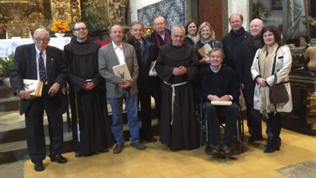 organizadores y rotarios con los autores organizadores y rotarios con los autores
